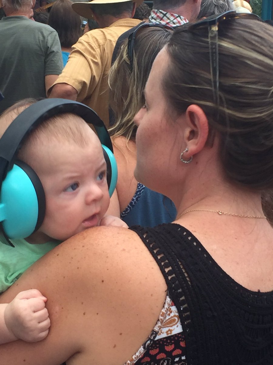 StarbellyJam's tweet photo. Start 'em young, those #StarbellyJam fans. https://t.co/8d0EUffrkb