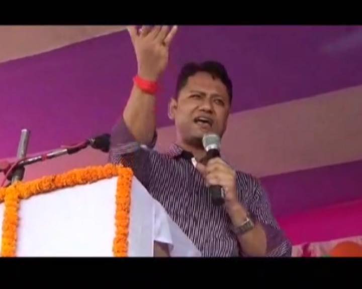 ABPNews's tweet photo. Go and sell or auction your wife if you can't build toilet for her: #Aurangabad DM #KanwalTanuj
@IASassociation
https://t.co/NdCChu9Lss https://t.co/lzW7xyGWoe