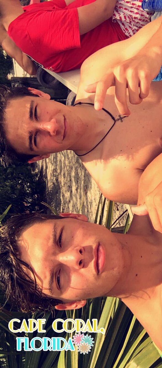 AnthonyBrose's tweet photo. Happy Birthday to my best friends @bradenkelly3 @BriceBauer5 https://t.co/cQifxdL41L