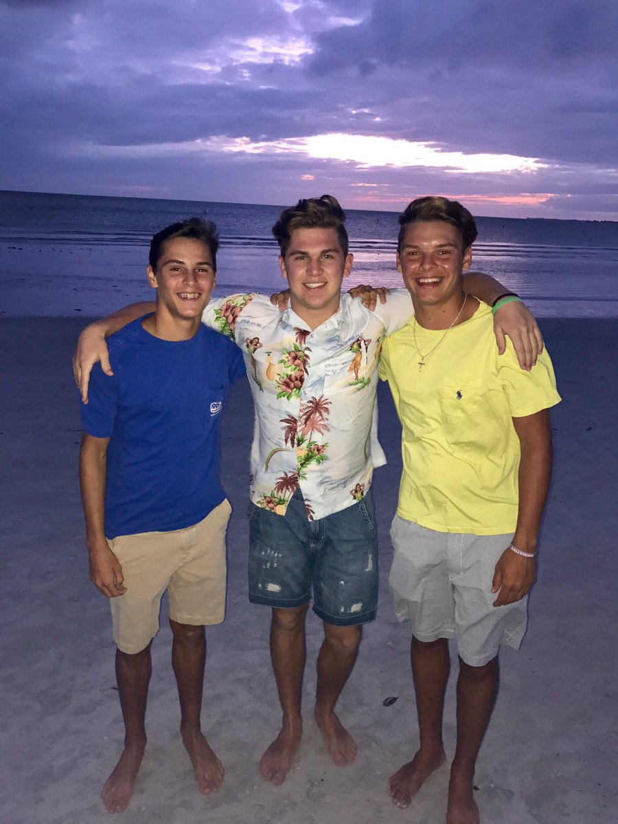 BradenMulcahy's tweet photo. Happy birthday to my brothers, I love you guys so much! See you soon cuties❤️ https://t.co/So5D5ZGYGs