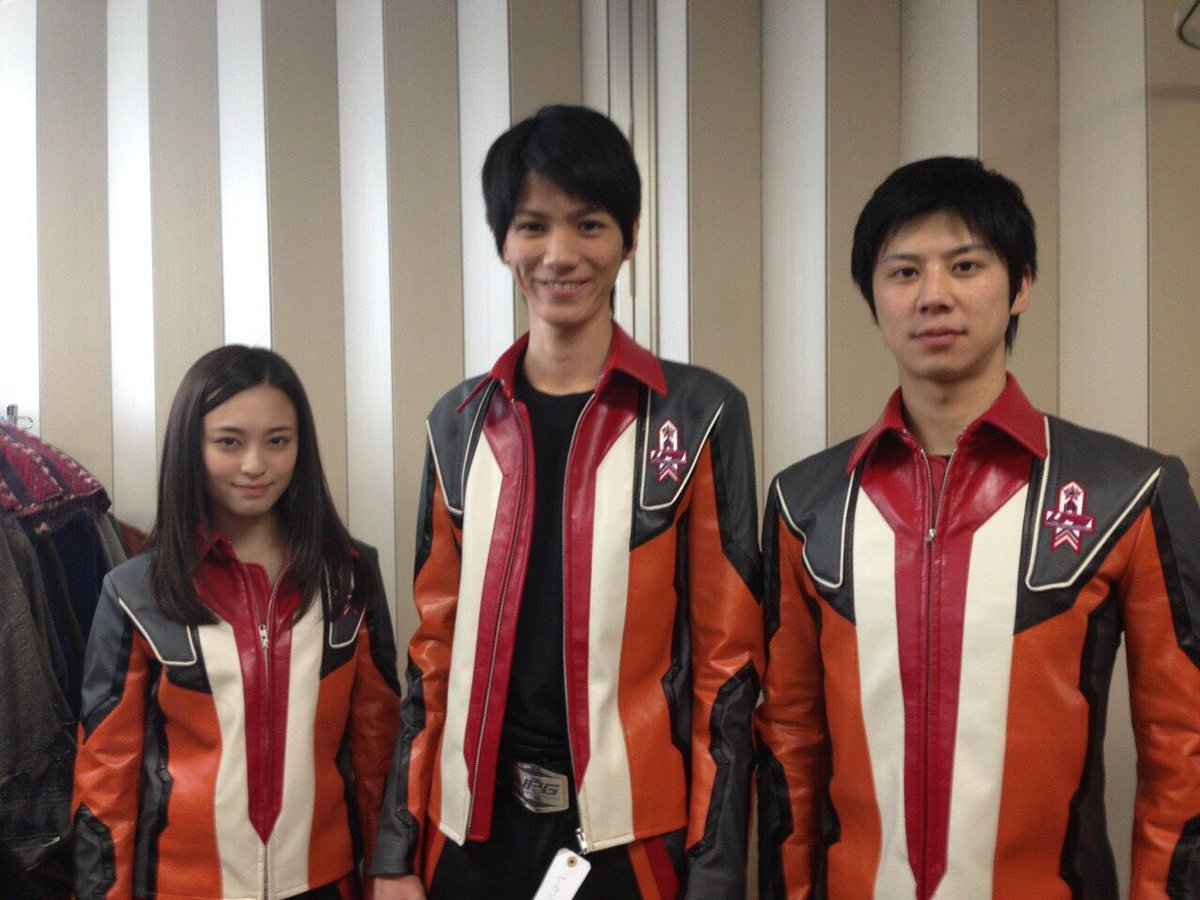 Twitter पर 滝裕可里 ねぎちゃん Negishi Takuya から突然送られてきた 初めて会った時の記念写真 懐かしくてちょっと泣けてくるなぁ ウルトラマンギンガs Upg Twitter पर 滝裕可里 ねぎちゃん Negishi Takuya から突然送られてきた 初めて会った時の記念写真 懐かしくてちょっと泣けてくるなぁ ウルトラマンギンガs Upg