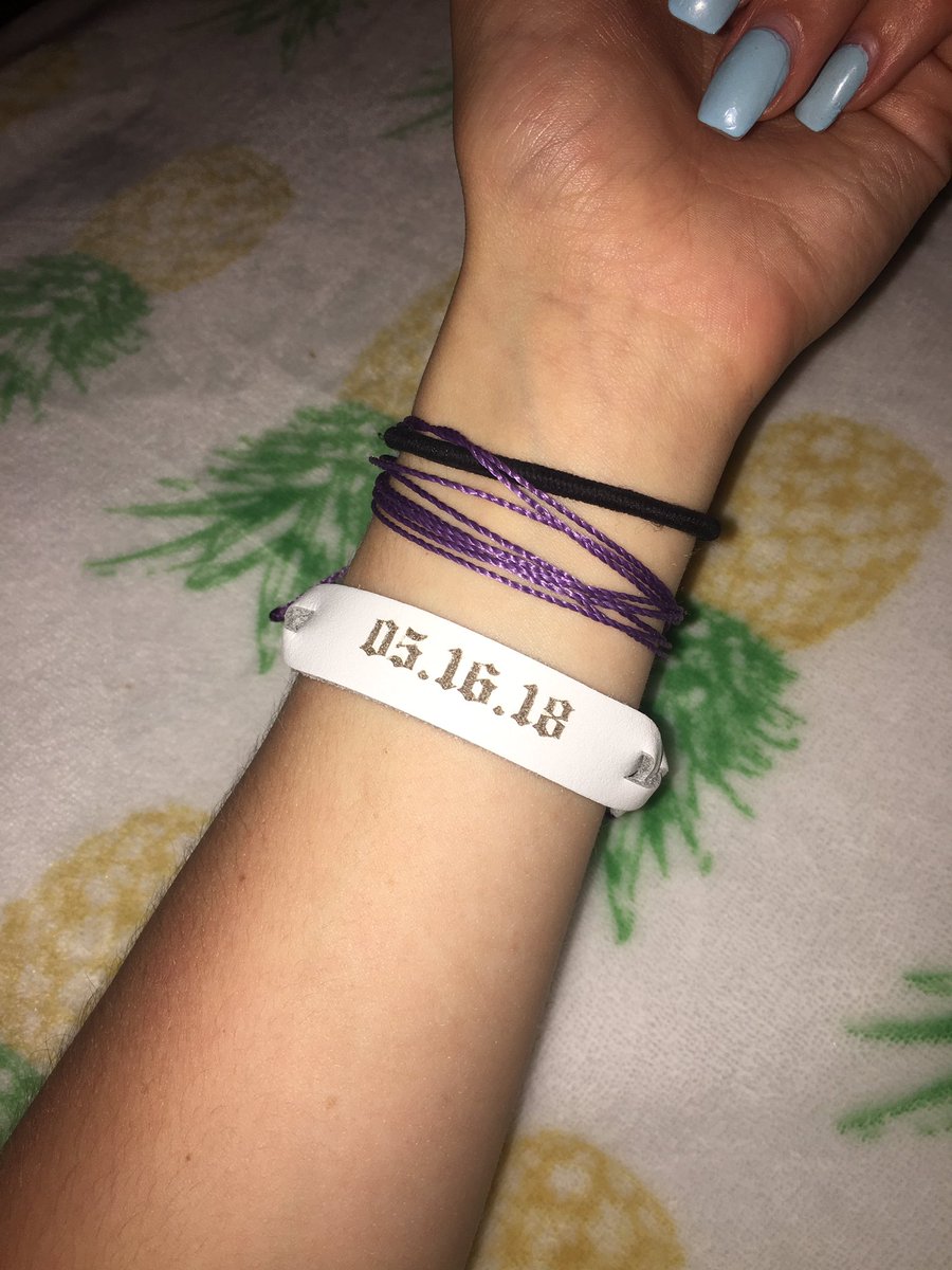 kaitlynnstumm's tweet photo. got a bracelet with the most important date on it today at cp😤 #synr #tosy https://t.co/sbnxQGmwBB