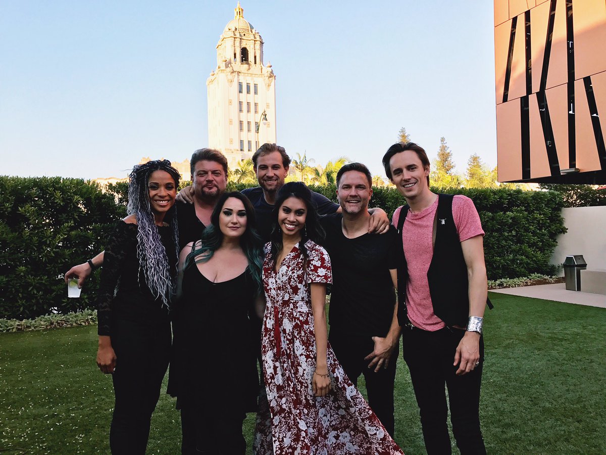 ashleyargota9's tweet photo. We learned 59 songs in 2 weeks for #HeadlessTheMusical. It felt like being shot out of a cannon and I think my brain melted but we did it! https://t.co/NCp4dNiNZ4