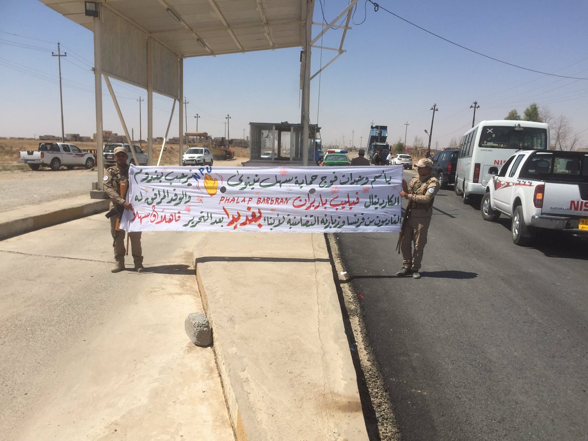 lyonmossoul's tweet photo. Bienvenue "Phalap Barbran": Qaraqosh souhaite la bienvenue à @CardBarbarin https://t.co/f3eDHu8gQk