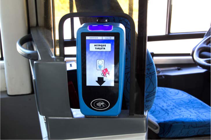 EnriqueDiegoB's tweet photo. Ya se han comenzado a instalar las nuevas validadoras #Contactless en @EMTmadrid Más información aquí: https://t.co/uV9EQEJrjX https://t.co/KVuMAXBqCo