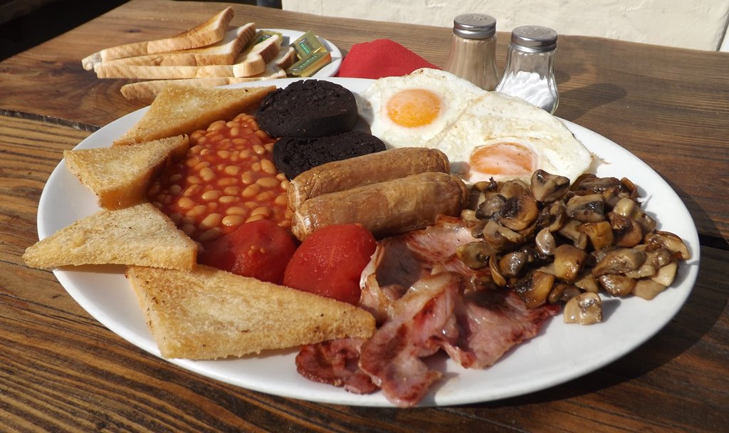 Feeding time for humans <a href="/farmerparrs/">farmer parrs</a> cafe #Fleetwood 9am - 3.30 daily
#Coffee &amp; #breakfast loyalty clubs
Details ow.ly/lxkd30dQZXY