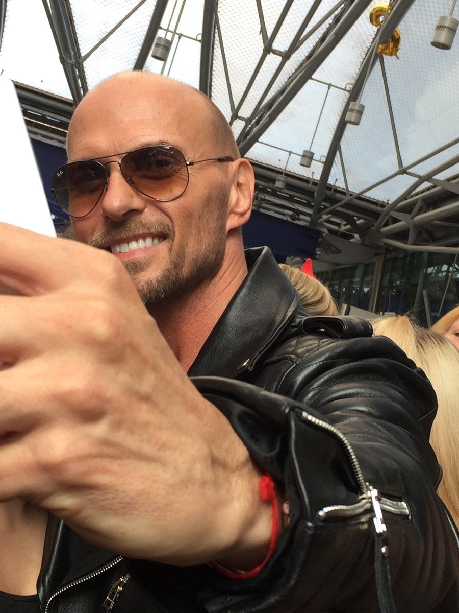 Dee Murphy tweet media