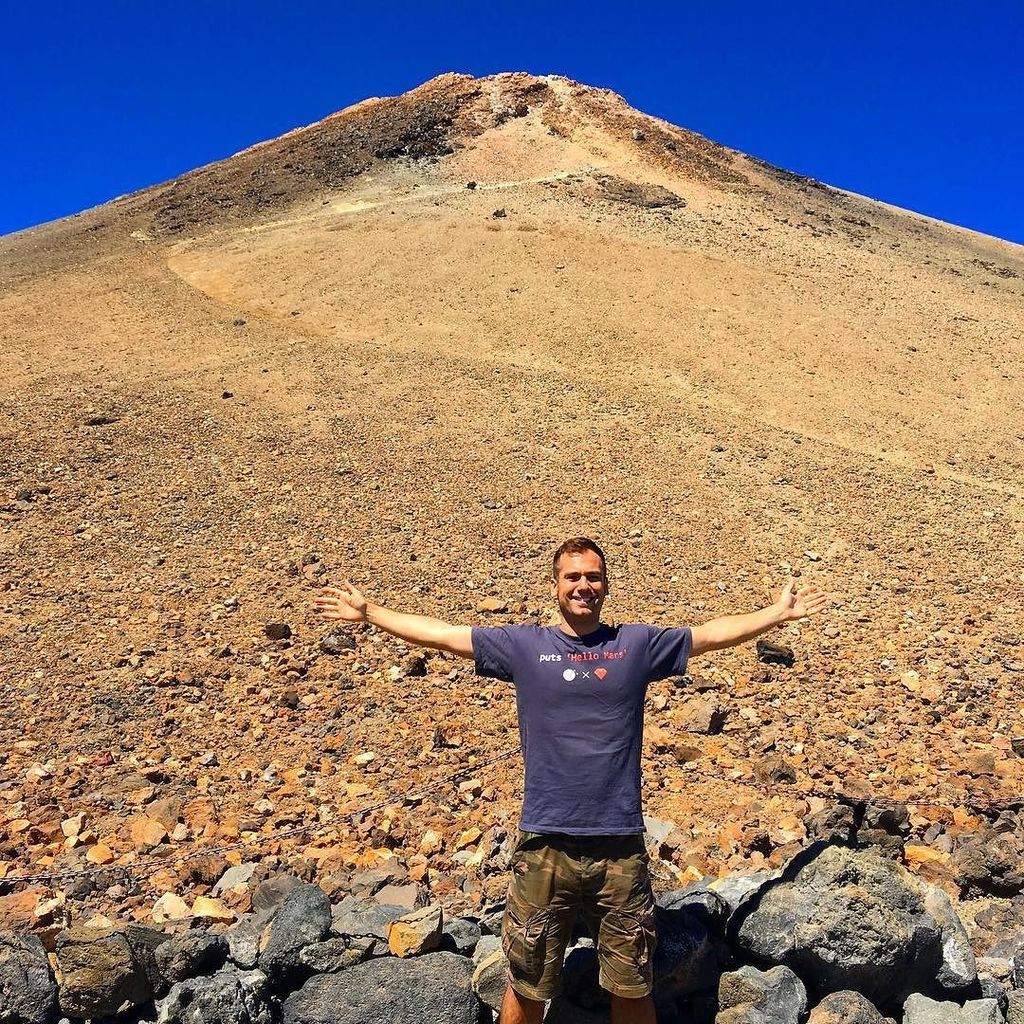 lexrodba's tweet photo. Conquering Mars aka Teide #teide #mountains #tenerife #travel #awesome #ftw #hiking #marsbased #MartianAlert #mart… https://t.co/6Qpjh7Y1gL https://t.co/3kNpmzcjEP