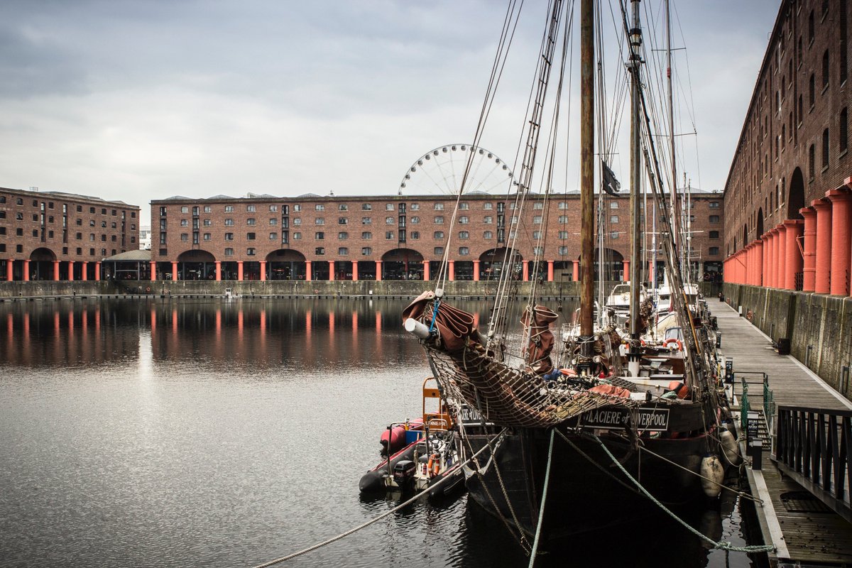 arias_thompson's tweet photo. Boat in #MarinersWharf in #Liverpool, #UK - https://t.co/UxMdoQy49s #photooftheday #stockphotography #stockphotos https://t.co/FzV1W9D6JR