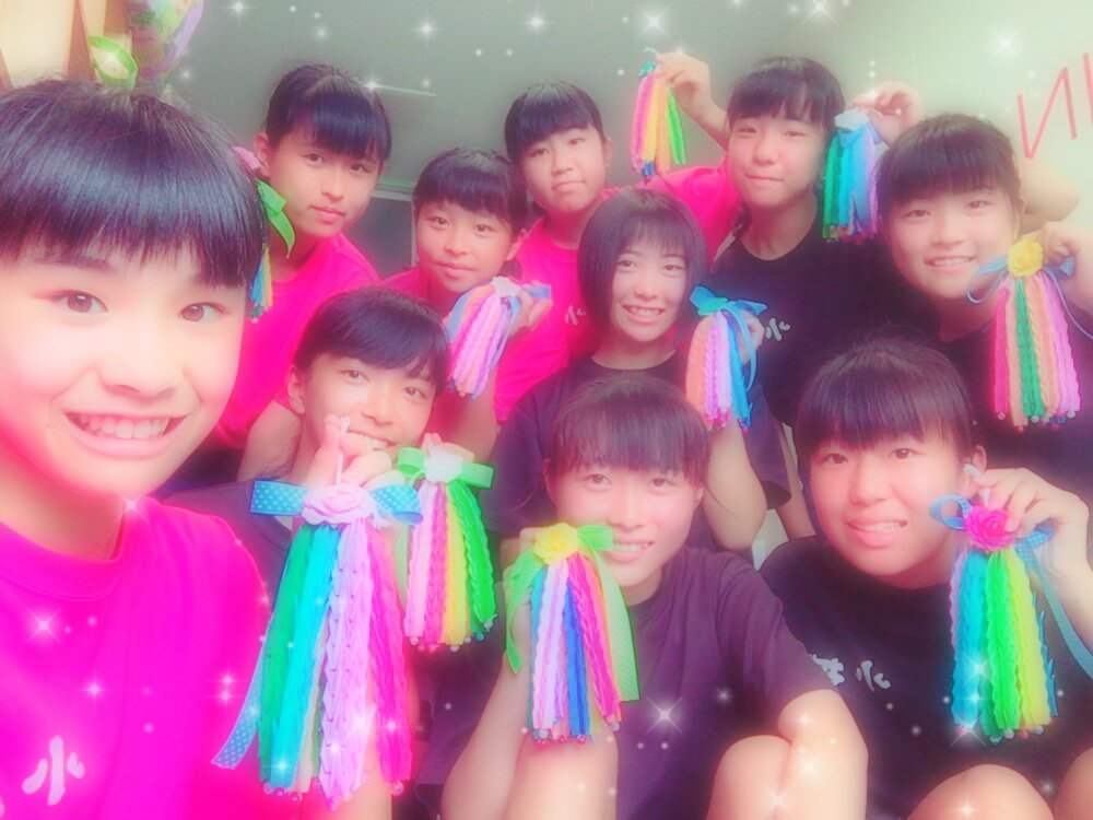 Chinan__'s tweet photo. 今日はLAST~😂

テンション上がりまくりでした🙌

後輩から つるとメッセージカード

もらって 嬉しか😂😂💓💓

ありがとぉん👌💕

明日は がんばろ👌💕 https://t.co/sm0Pg30CXJ