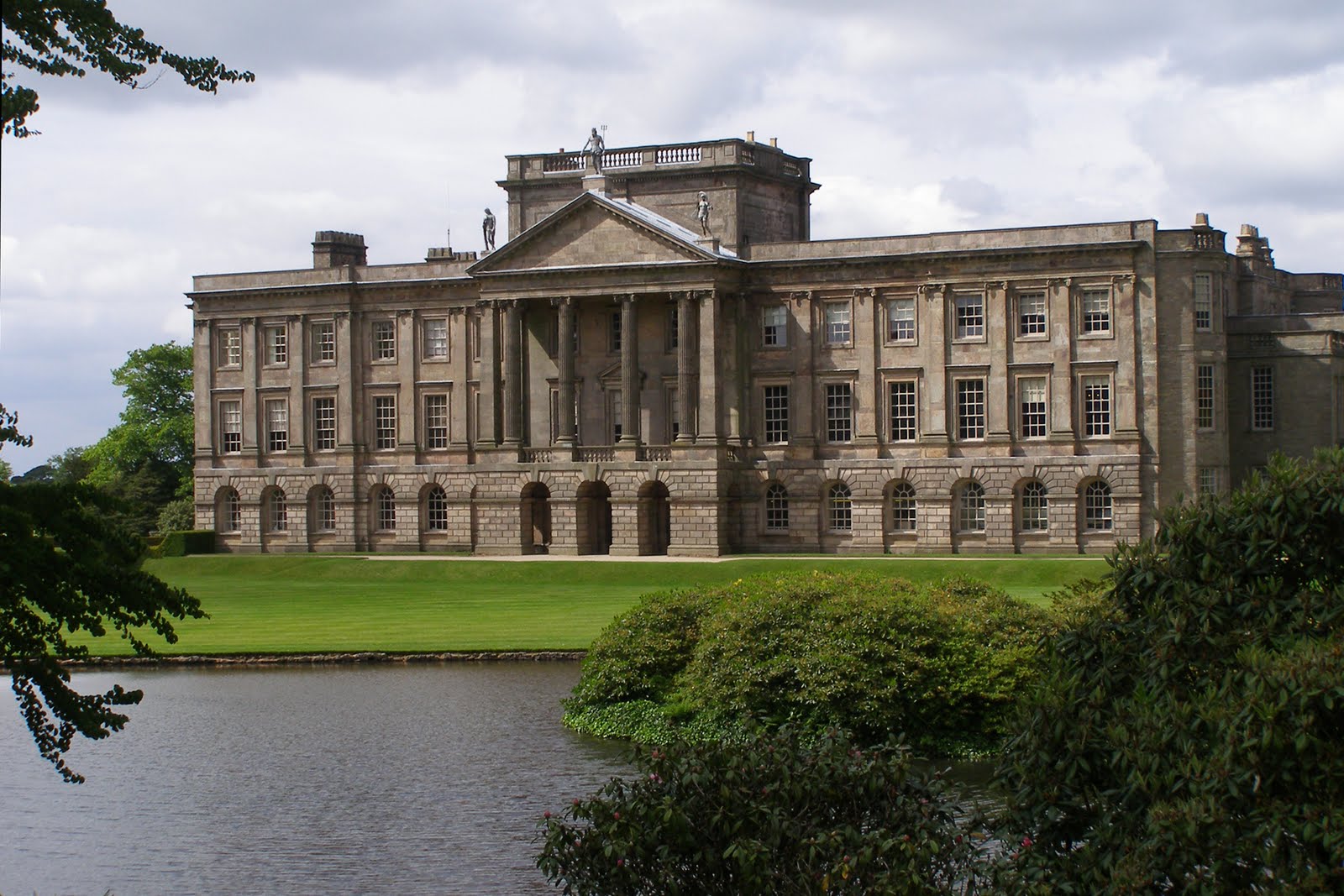 Sandra Bisenco 高慢と偏見 のペンバリー館 1995ドラマ版 高慢と偏見 05映画 プライドと偏見 ｐ ｄ ジェイムズ原作 ドラマ 高慢と偏見 そして殺人 より どれもイメージ通り T Co 4y63m3u9tu Twitter