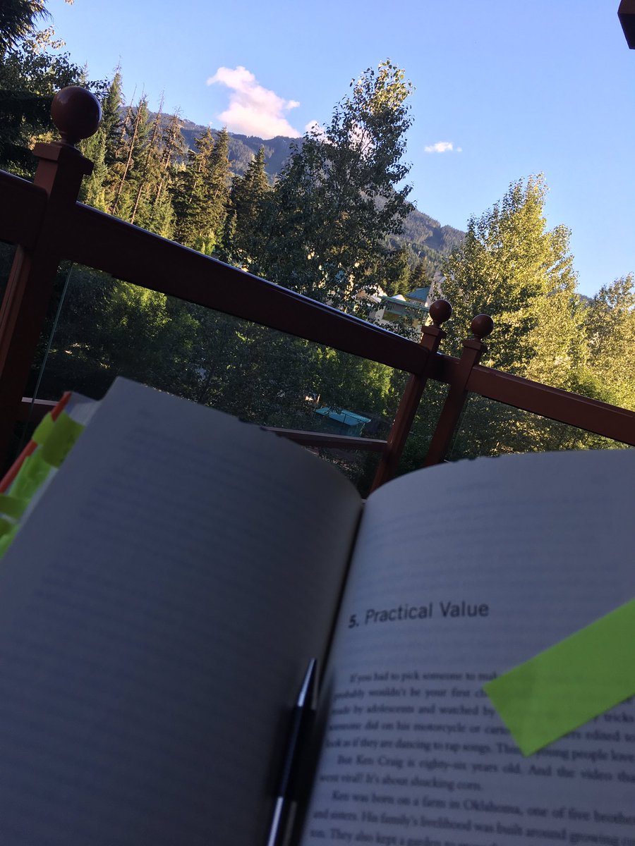 19camilap's tweet photo. Catching that view while reading about how ideas catch on #Contagious #IAsells https://t.co/2bGl88CVBA