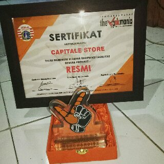 14Capitale's tweet photo. Alhamdulillah Outlet kita dapet Bingkai yg ada Tulisan nye RESMI.... https://t.co/tFtLiDrDbm