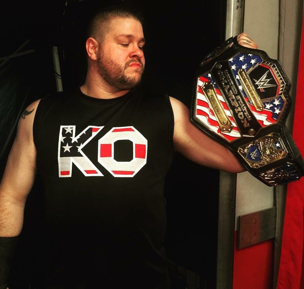 FightsAnyone's tweet image. #AndNew #ThreeTimeChamp