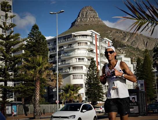 peterjohnmoses's tweet photo. Running a 100km in front of my favourite mountain is not such a bad thing 😉 #BontasBoykie #LionsHead @CTRunningFest https://t.co/1KWHnyLxjo