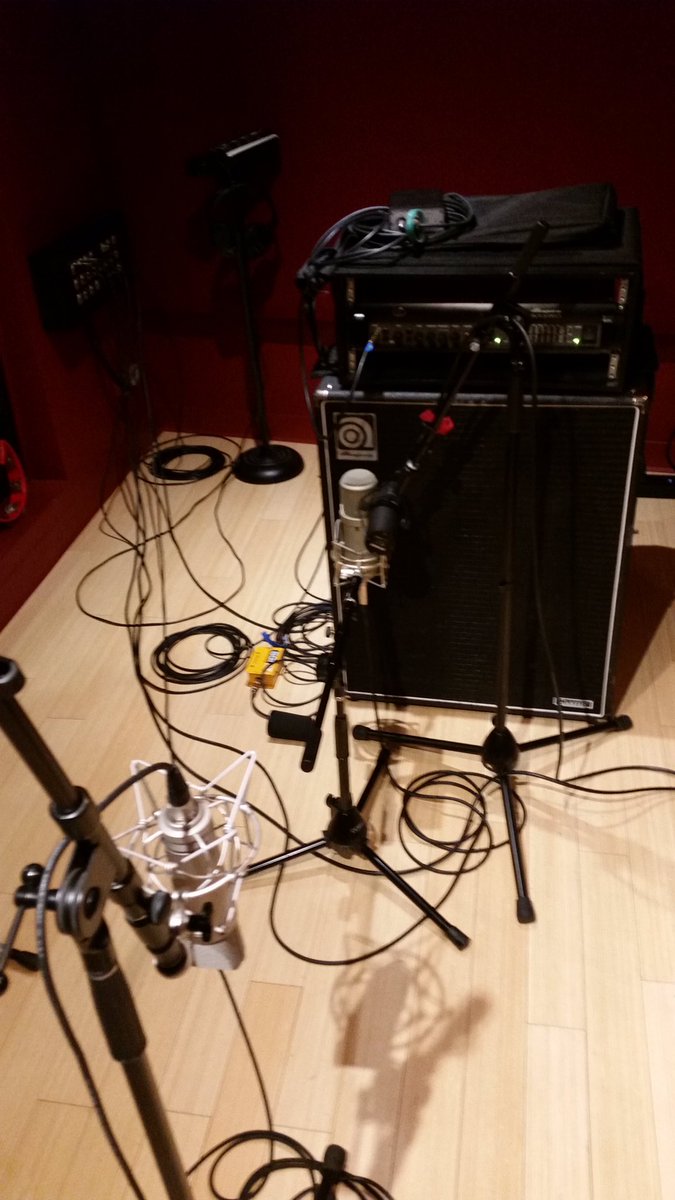 OctoberBurnsB's tweet photo. #BassTracking gets underway at OBB central #Goth #GothicRock #GothRock #BassGuitar #Amps #FenderP https://t.co/xiNDIJjfki