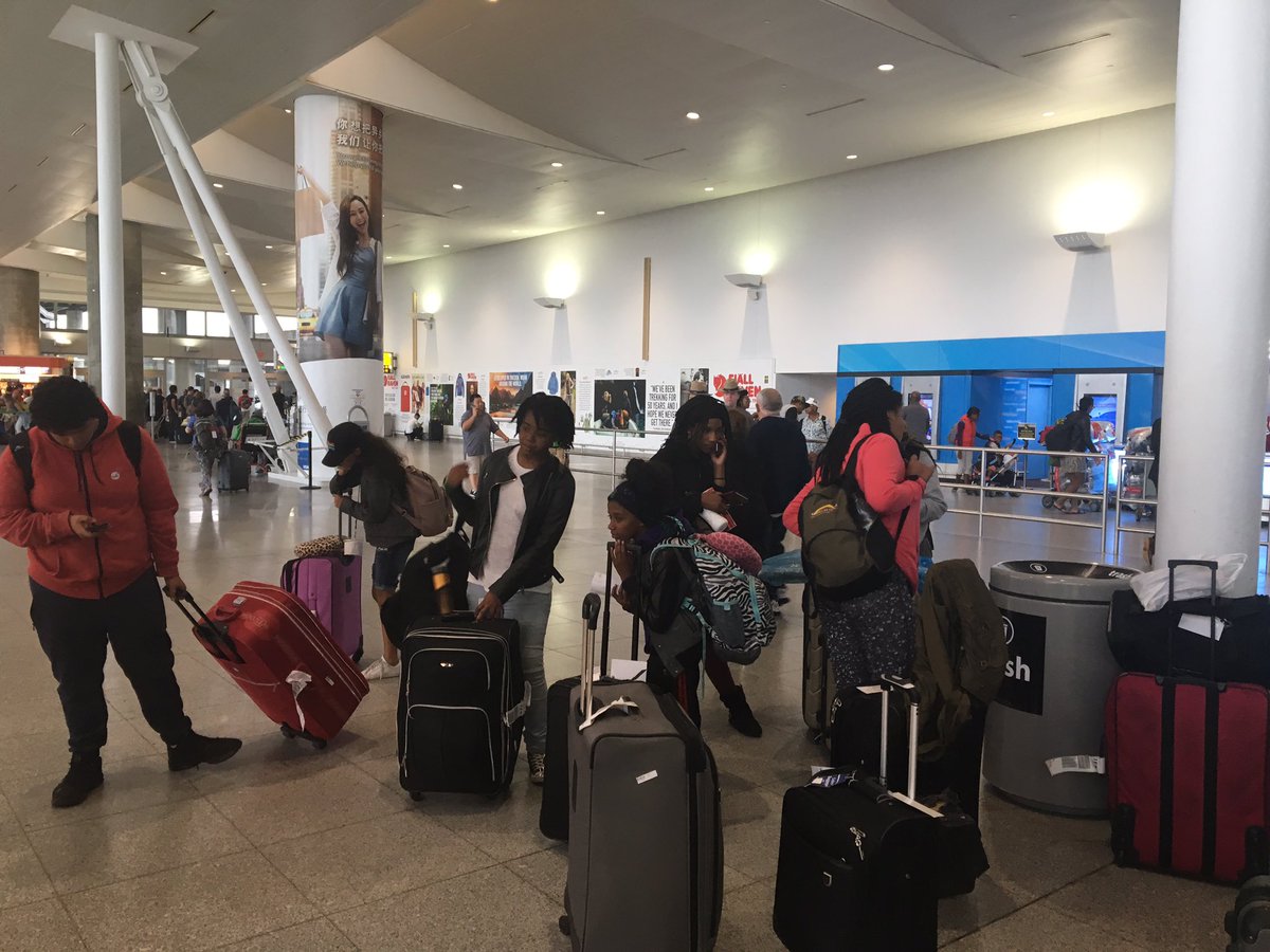 ARProject's tweet photo. @Journey4Change is officially home! Life-changing trip to #SouthAfrica to serve & advocate for #AidsFreeGen & #SDGs. #CapPrep @DrStevePerry https://t.co/zaUXeOTc0x