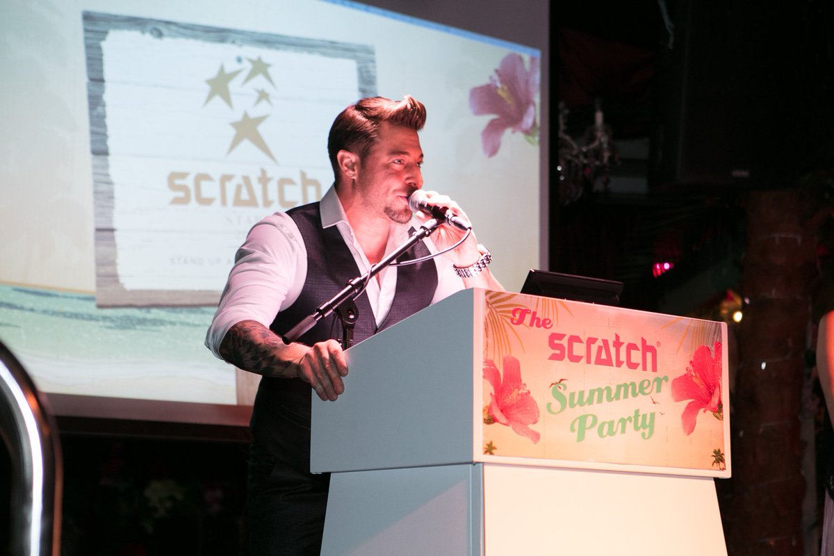 abt_insurance's tweet photo. Check out @MrDuncanJames presenting last night's @scratchstars awards at @TropicanaLDN #nails #scratchstars @officialblue @Hollyoaks https://t.co/MF1tNfojIR