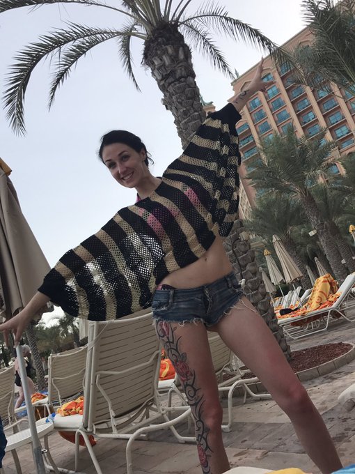 I ❤️ holidays in #Dubai 😁

#atlantis #melideluxe #girl #follow #retweet #rt #followme https://t.co/p