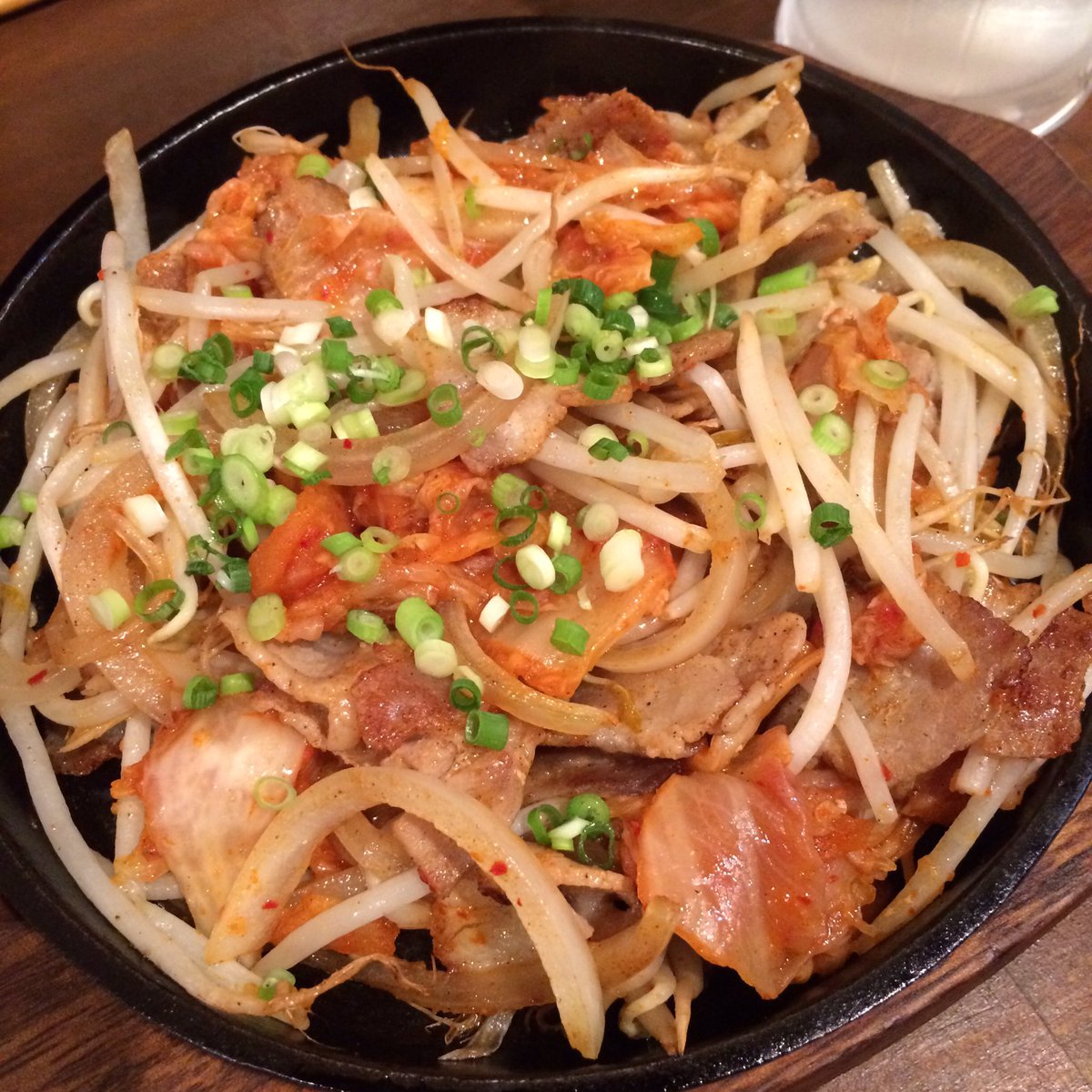 yoswht's tweet photo. 豚キムチとかソーメンとか。#OTE2 https://t.co/7FCTCNbtBS