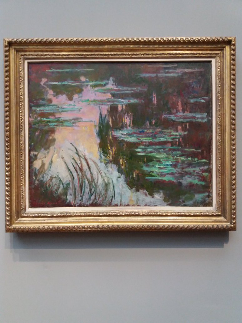 Iljaaaaaaa's tweet photo. Public transport is expensive, but Monet is for free #london #publictransport #monet #nationalgallery https://t.co/EAnzRY985X