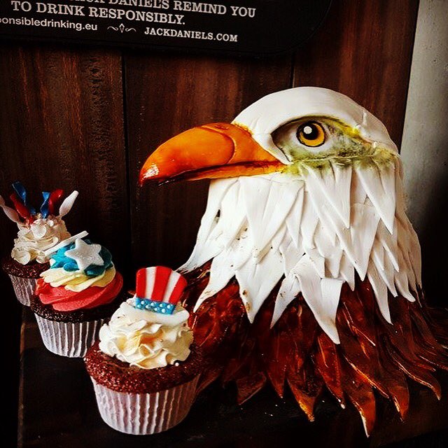 Custom CLAW BBQ cakes for all special occasions!
#CLAWBBQDOWNTOWN #CustomCLAWBBQcakes