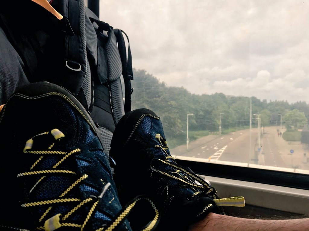 MerrellSpain's tweet photo. ¿Acaso no es viajar lo mejor del mundo? #Comocapras #CapraLeather https://t.co/dMxyKVJIoz