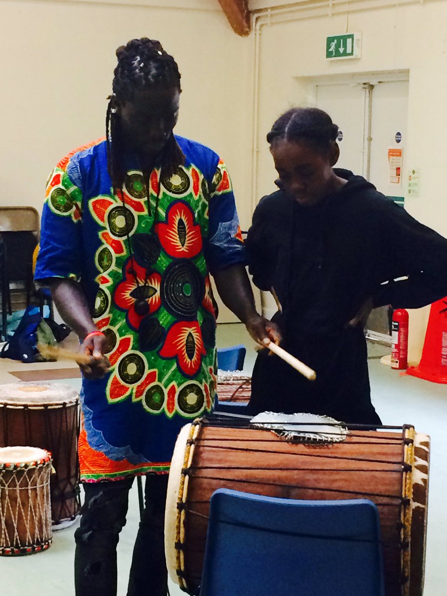 Akaraaka's tweet photo. .@AkomaAsa summer school off to a strong start. Serious drumming instruction with Mohamed Gueye #djembe #dunun #koukou https://t.co/2rfWeSnmsb