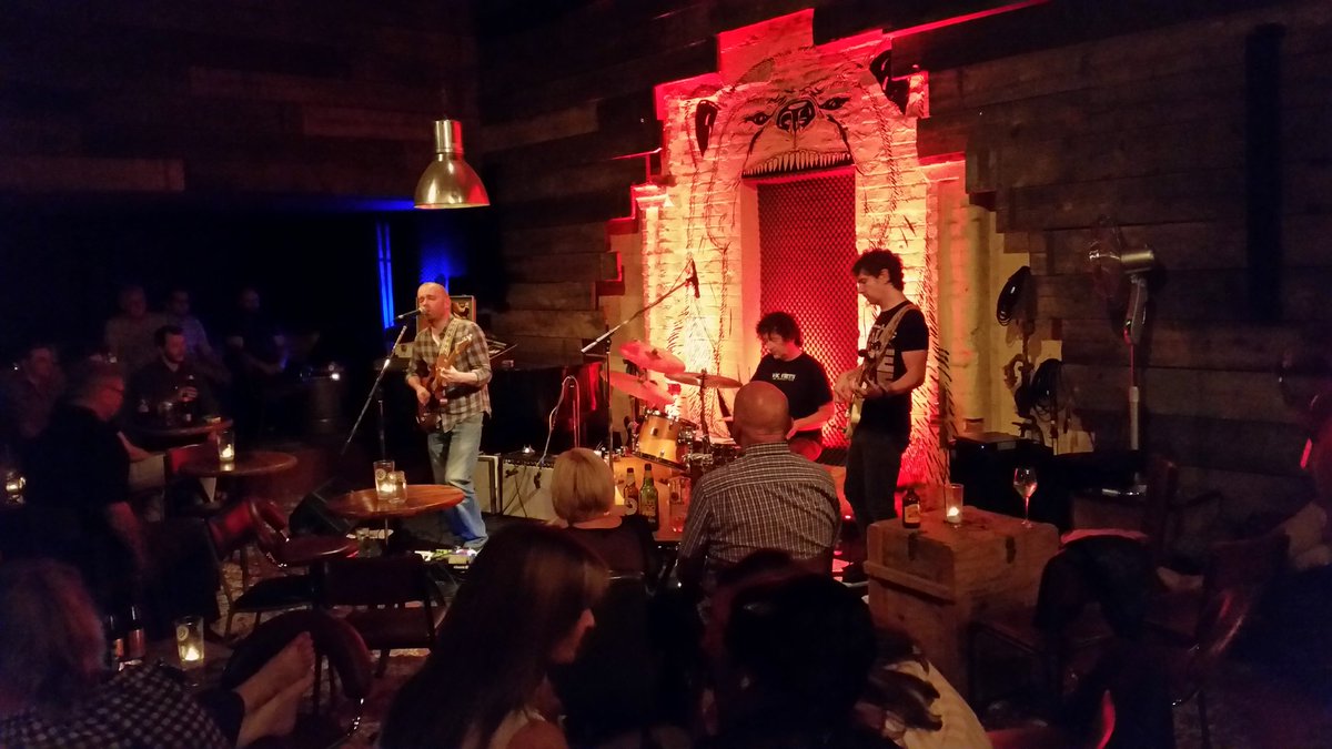 thesilverstags's tweet photo. Matt Edwards band were absolute quality on Fridays @the_bear_club #staysilver #jazzclub #localmusicvenue https://t.co/hPBOnHDAXU