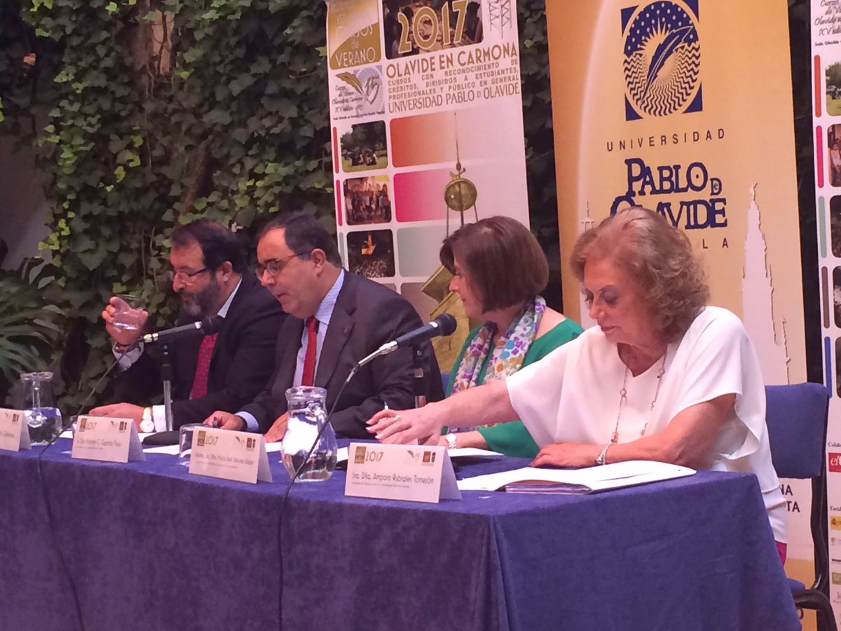 soledad_murillo's tweet image. #PabloOlavide Empezamos curso #IgualdadLey.. Un lujo estar con @mjsanchezrubio y @AmparoRubiales @linagalvezmunoz