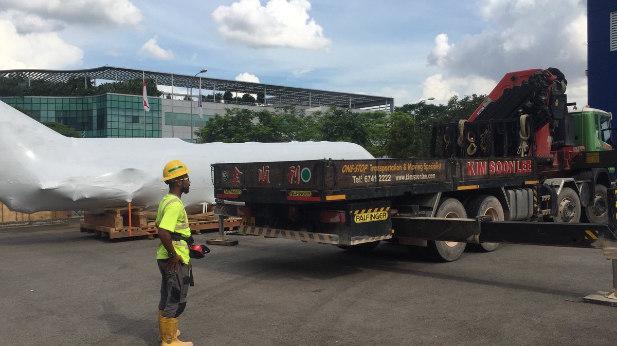 G7_Logistics's tweet photo. G7N MEMBER moves a private Commercial Jet plane from #Singapore to #Texas. 
✈️ Read the Full Story ➔ https://t.co/nKM8BhPStf ✈️ 
#Airfreight https://t.co/deyUROvWSM