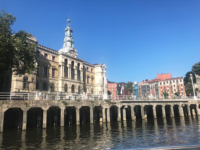 GoBasquing's tweet photo. Discovering Bilbao from another perspective #localsoul #basquecountry #MICE https://t.co/UCHOhsboTF https://t.co/N3NfaPsfLq