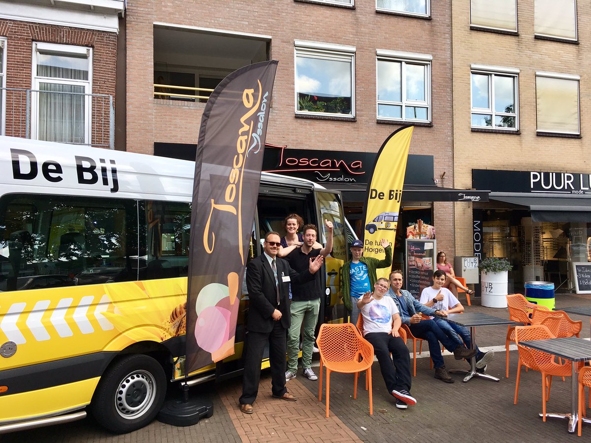 debijhoogeveen's tweet photo. Bon voor gratis ijsje van #Toscana elke #pulledag in De Bij 🐝, op is op https://t.co/uQcSy5eou0