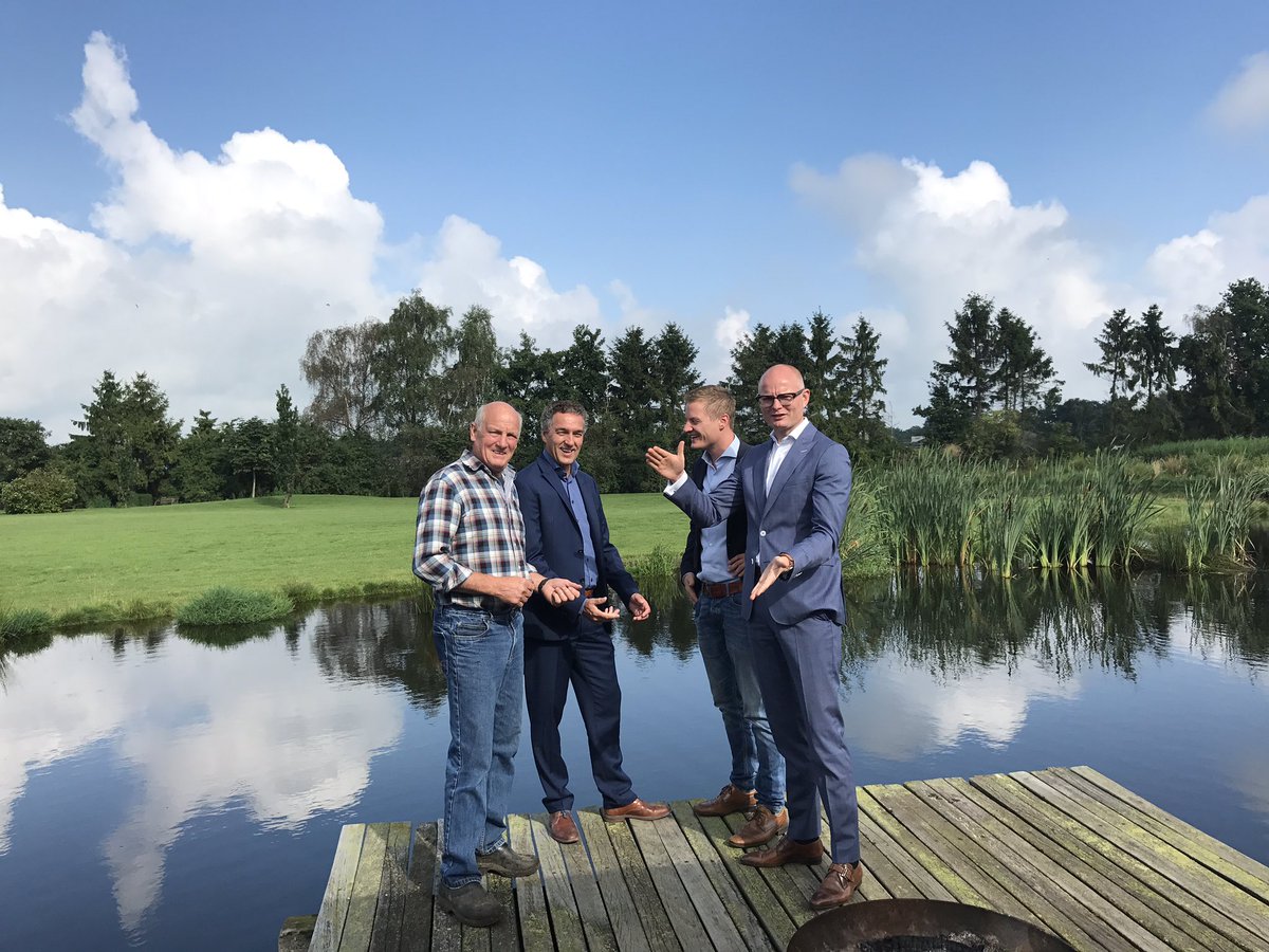 Een visvijver als eindproduct van een innovatieve mestverwerking. Met <a href="/hans_teunissen/">Hans</a> op werkbezoek <a href="/HenkWillems12/">Henk Willems</a> vp-hobe.nl