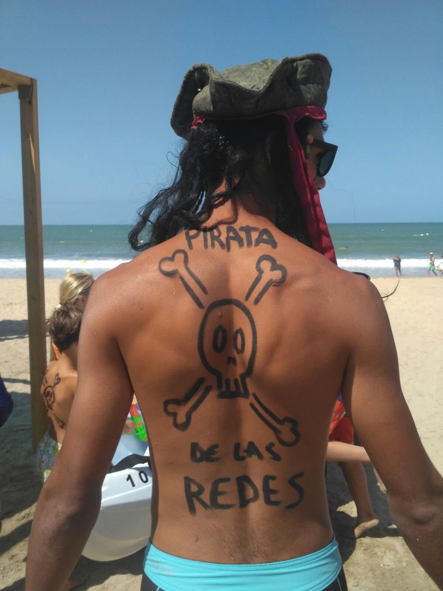 actiba2000's tweet photo. Siguen los Campamentos en @actiba2000, cursos de Windsurf, Catamaran, Surf⛵️🏄🏽🏄‍♀️ #Campamento #surf #windsurf #vela https://t.co/LVqwDNazD3