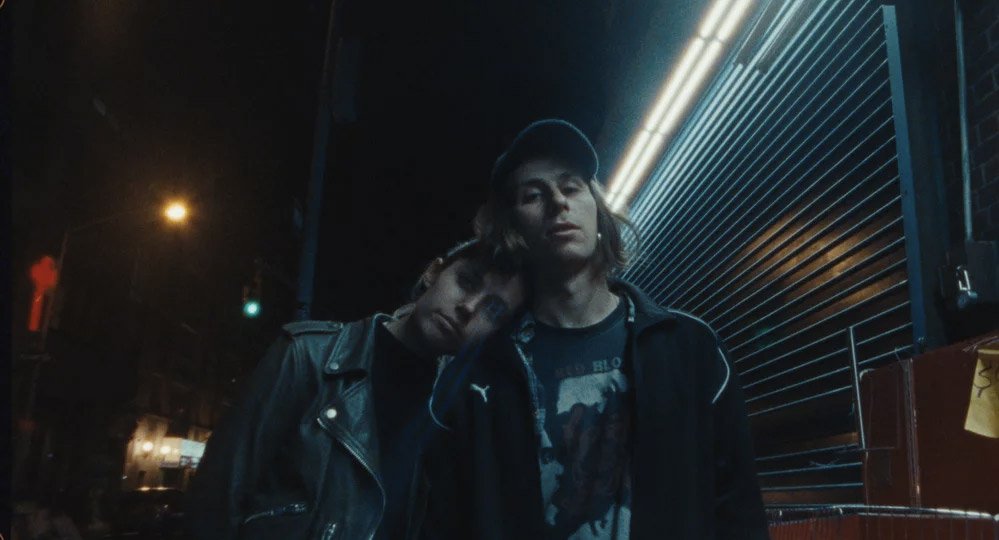 Booooooom's tweet photo. Great camera work in this video for @LNEPISODE's track “Golden Age”, directed by cinematographer Patrick Golan > https://t.co/SYJbvJoukj https://t.co/Hf6jKuBG7J