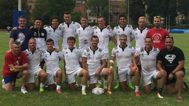 FFSportU's tweet photo. Médaille de bronze européenne pour les rugbymen à 7 de l'@UnivRennes_2 à Milan!🇫🇷🏅 #SGSevens https://t.co/rEnTMOLdNf https://t.co/gbL8CO6A7T
