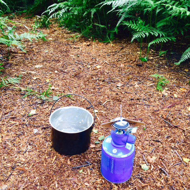 karmarockers's tweet photo. We've been brushing up on our survival skills for our upcoming Yoga &amp; Camping weekend! 🙏⛺️🌳 15-17 SEP https://t.co/o8HrwzfuWV https://t.co/jOK2e7YyHb