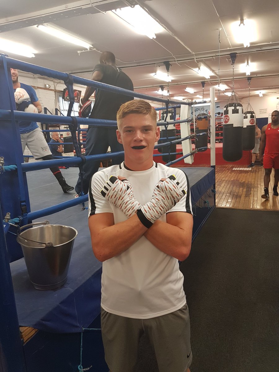 edwardtheshed's tweet photo. @SeanPhillipss with @EmpireProTape getting ready for his fight on the 16th of September come support him @PeacockGym https://t.co/e8JNbmU2RZ
