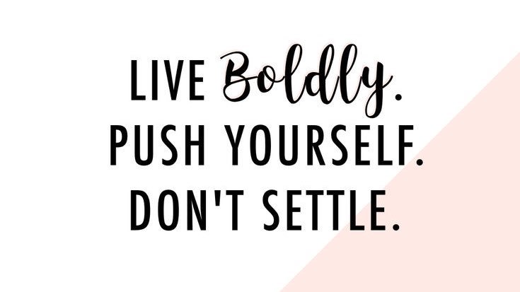 kellyhoppen's tweet photo. Forget the #MondayBlues - it's all about making it happen! Believe in yourself and you can do it xx #MondayMotivaton https://t.co/wCyHOYx8uX