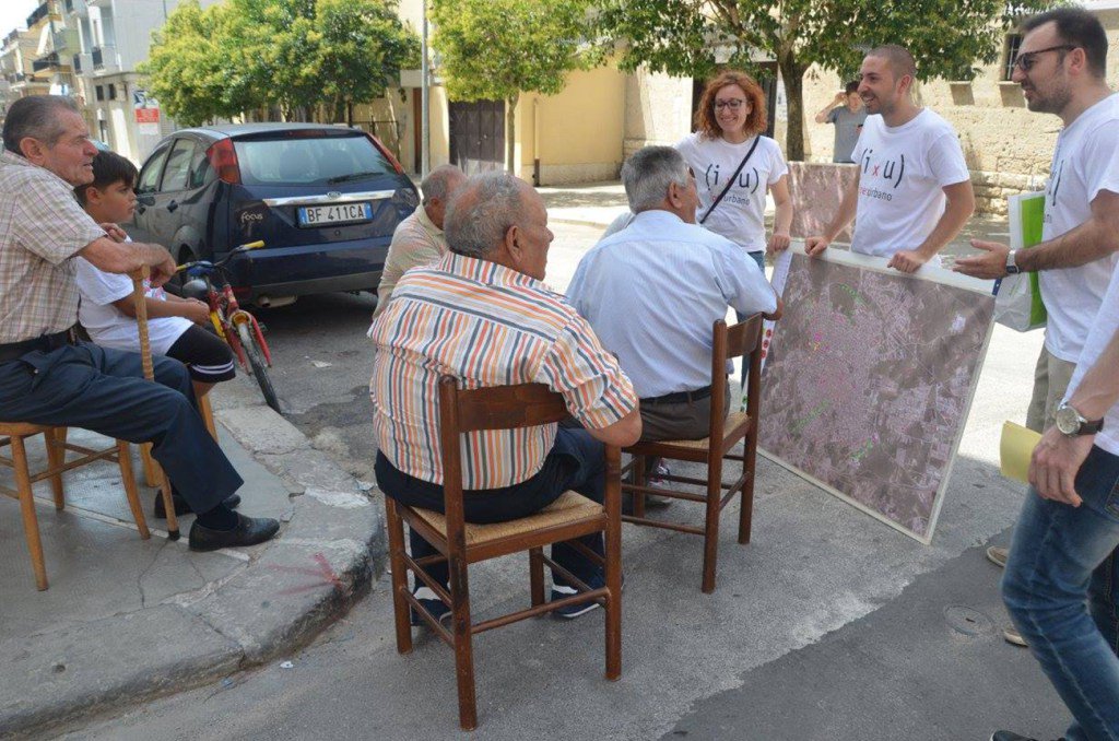 iperurbano's tweet photo. Un confronto intergenerazionale https://t.co/TpxeYPsbbs https://t.co/hEwN3DEJff