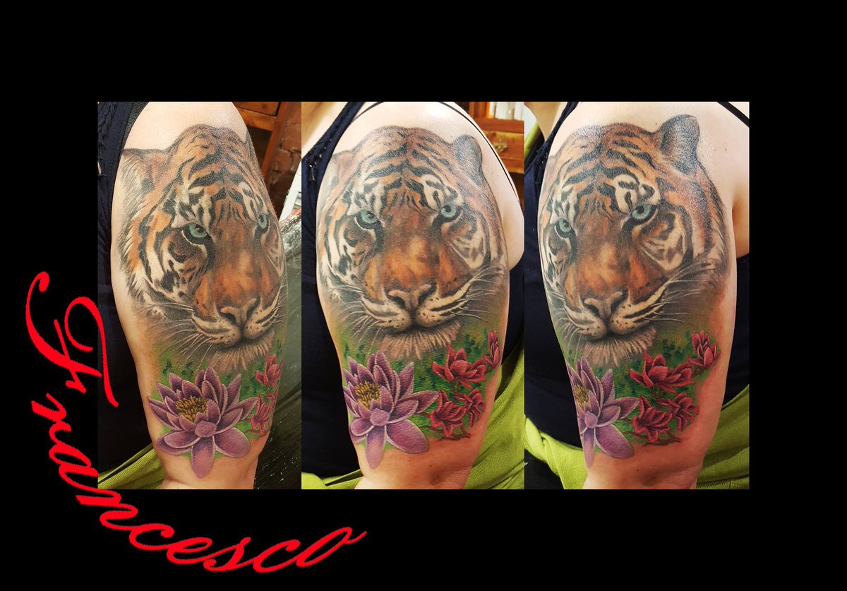 Flowers added to a tiger, both by Francesco!