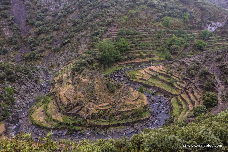NaniArenas's tweet photo. En este enlace los paisajes de Las Hurdes que conquistaron a @viajablog y que apetece ver en persona: https://t.co/mufFfPZwr6 #LasHurdesTI https://t.co/XGsU19QVLZ