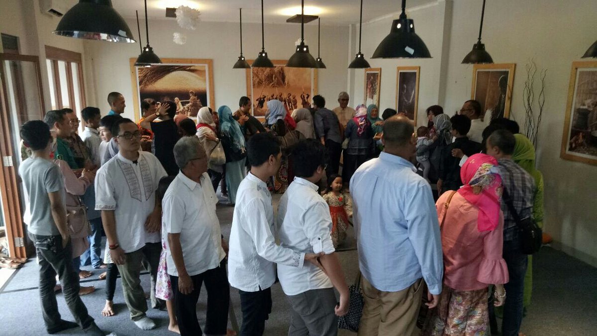 Upaboga's tweet photo. Rayakan berbagai moment kamu di Upaboga Cafe. Info dan reservasi (022) 85880198/WA 0822 1517 3110 https://t.co/QlXAaTZIla