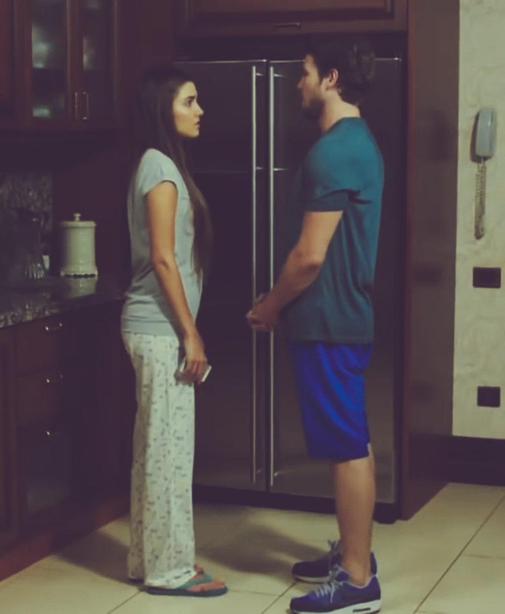 bencebanagore's tweet photo. "Bana bir ceza ver."
- dedi çocukluğundan beri hiçbir suçu yokken bile ceza almasının verdiği acı verici alışkanlıkla.. 💔
#AlSel https://t.co/x5GcyfDSHZ
