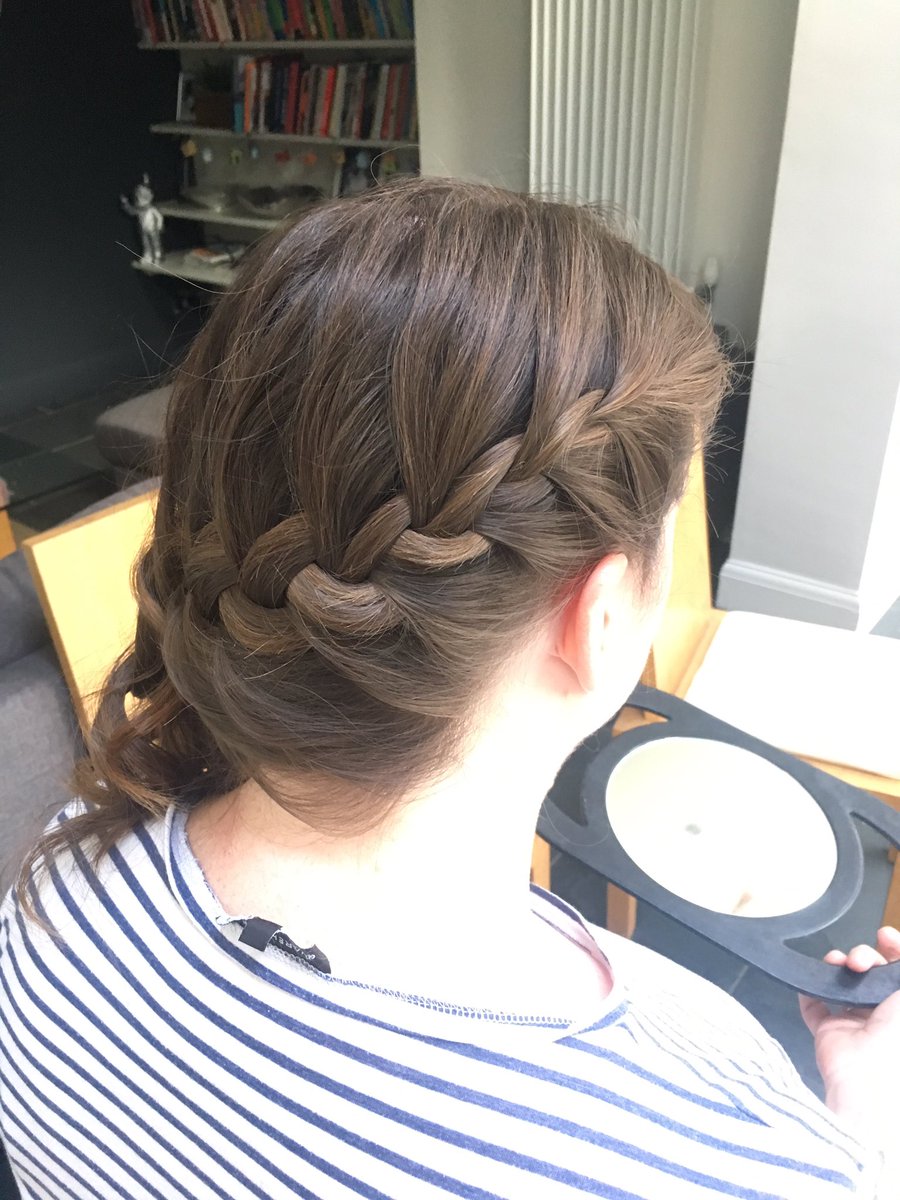 janeyhandm's tweet photo. Busy Saturday full of hair with a bridal party of 6 in the morning and a hen party of 6 in the evening #hair https://t.co/FoYOlPSuD5
