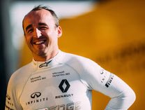 sabbatini's tweet photo. Renault conferma: Kubica in pista con la RS17 F1 nei test post GP all'Hungaroring. Se sarà convincente, potrebbe esordire a SPA o Monza https://t.co/ZM7ktT9Wk8