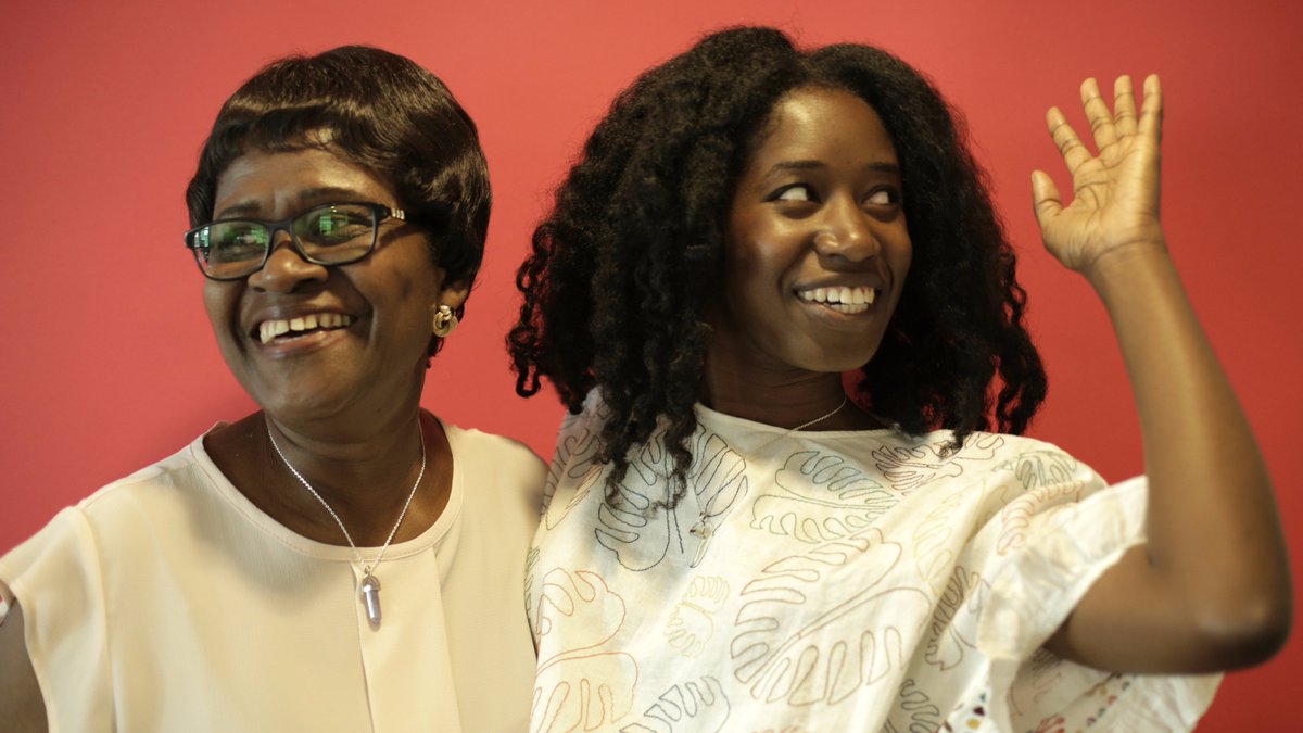 BBCWomansHour's tweet photo. Mother and daughter duo @VictoriaAdukwei &amp; Comfort on the importance of culture, heritage and poetry: https://t.co/qRFL9IGxGX #MotherTongues https://t.co/m2wTnU0WZG