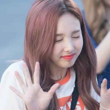 QeuunLyn's tweet photo. #NewProfilePic https://t.co/T2AB5bnbwQ