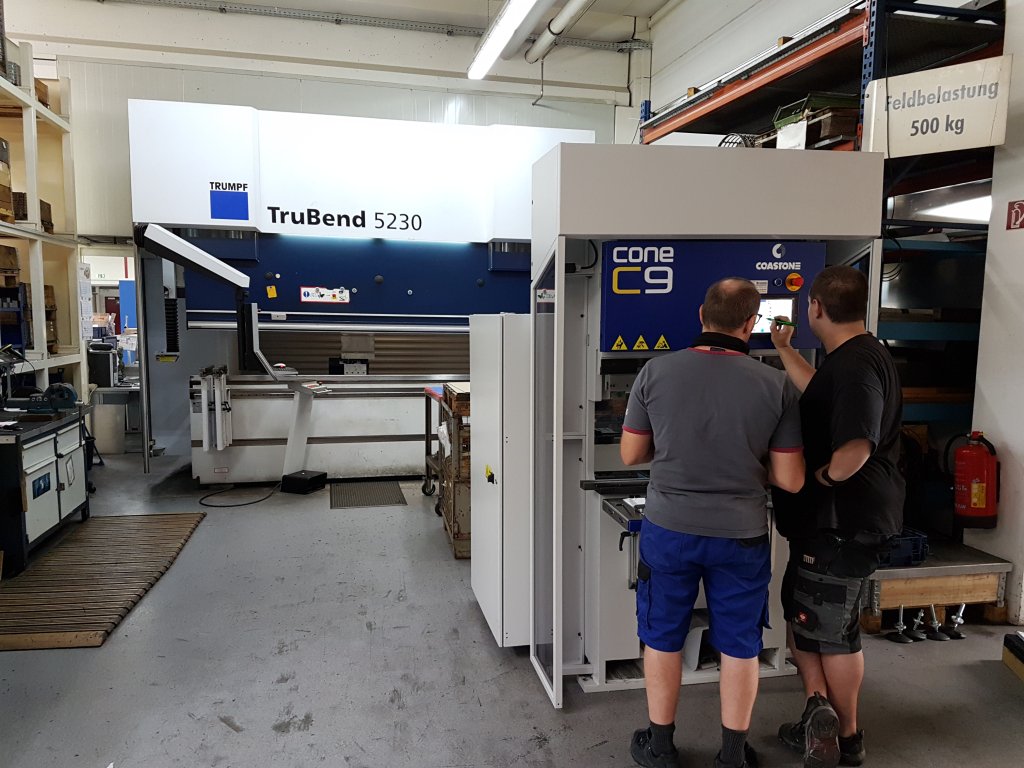 ATS_Blech's tweet photo. nice view! #coastone C9 #pressbrake in front of #trubend 5230, more than 70% of bending parts goes to C9, discharge #Trumpf 5230 pressbrake https://t.co/oxDP30uMwo